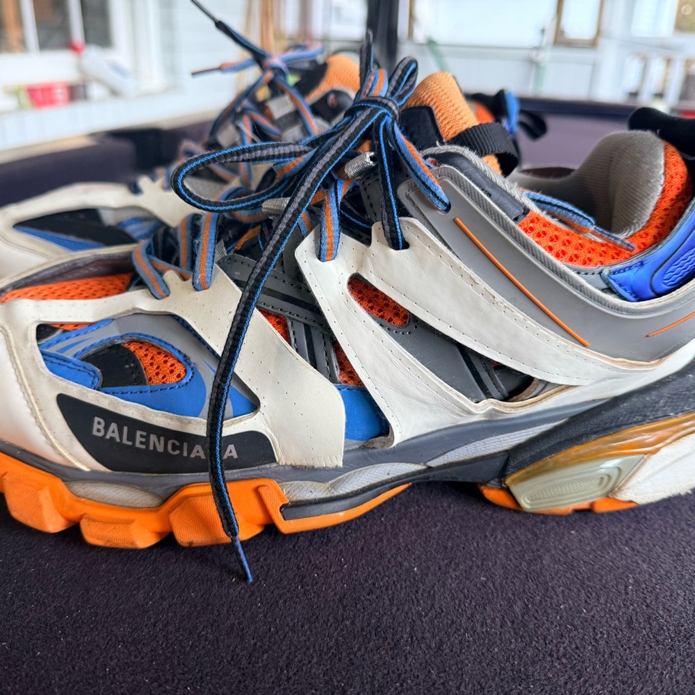 Balenciaga track sz10